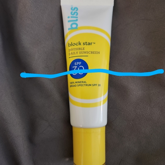 Bliss Blockstar Invisible Daily SPF 30 - Picture 3 of 3